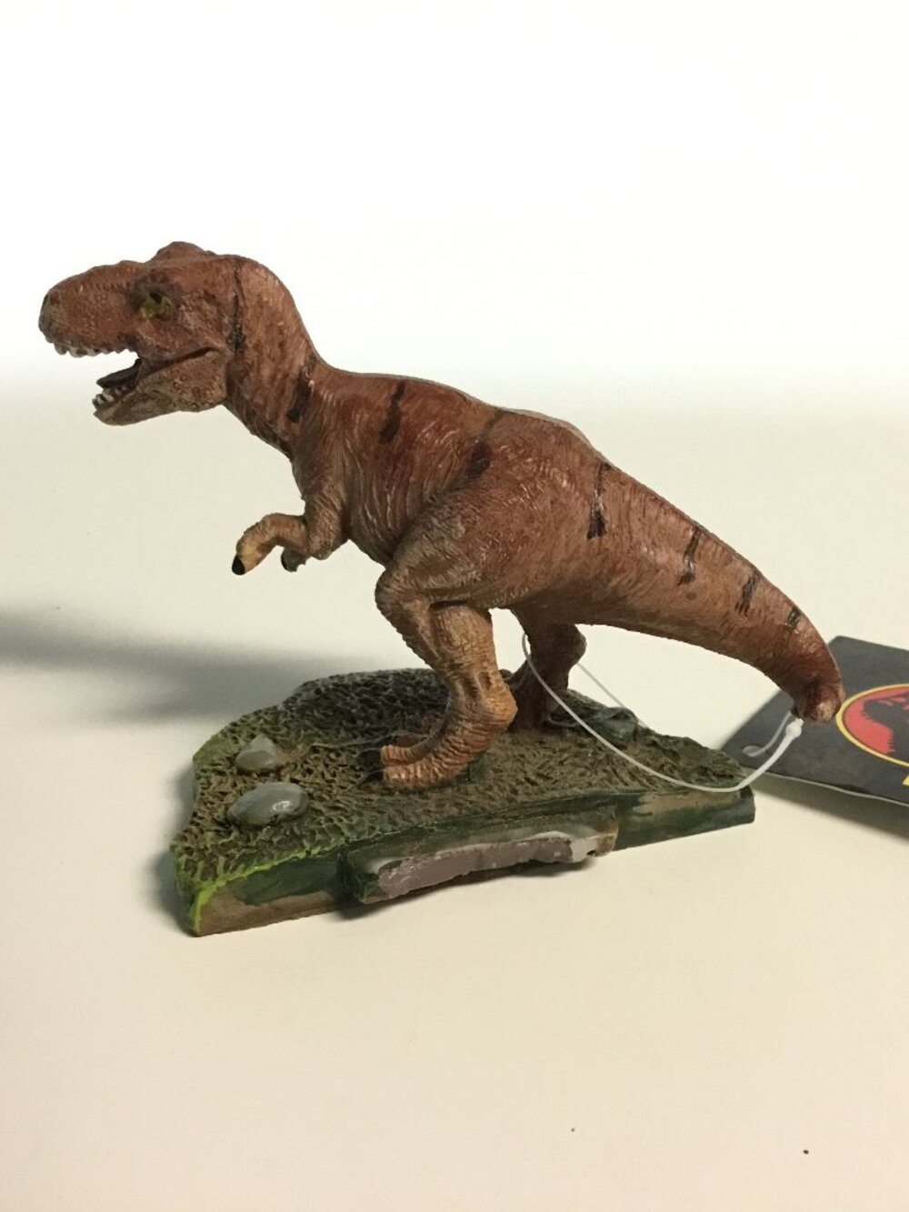 Jurassic Park Tyrannosaurus Dinosaur Fish Tank Ornament Resin Jurassic World NEW